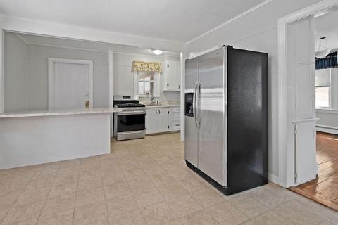 35 Gilbert St, Lawrence, MA 01843 photo 17