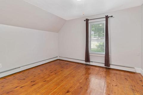 35 Gilbert St, Lawrence, MA 01843 photo 28