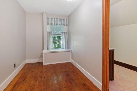 35 Gilbert St, Lawrence, MA 01843 photo 24