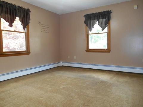 72 Darnell Rd, Worcester, MA 01606 photo 12