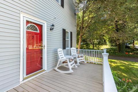 7 Ellsworth Ave, Beverly, MA 01915 photo 5