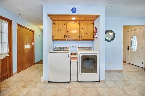 11 Wilton Rd, Easthampton, MA 01027 photo 16