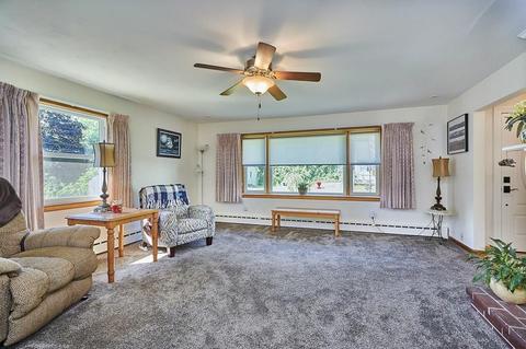 11 Wilton Rd, Easthampton, MA 01027 photo 9