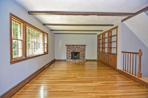 11 Overlook Dr E, Framingham, MA 01701 photo 6