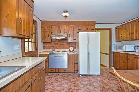 11 Overlook Dr E, Framingham, MA 01701 photo 15