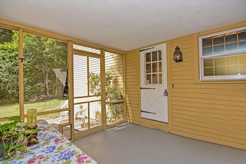 11 Overlook Dr E, Framingham, MA 01701 photo 27