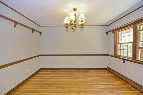 11 Overlook Dr E, Framingham, MA 01701 photo 9