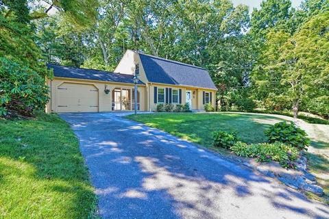 11 Overlook Dr E, Framingham, MA 01701 photo 2