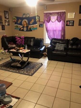 37 Balis St, Springfield, MA 01109 photo 5
