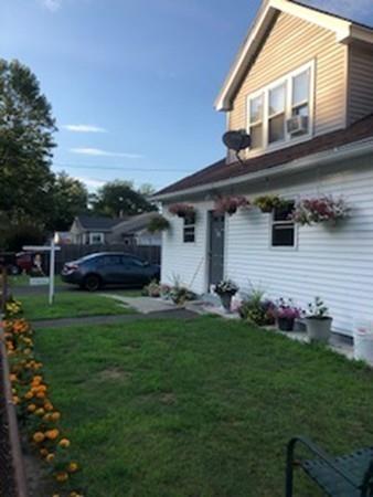 37 Balis St, Springfield, MA 01109 photo 15
