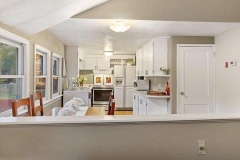 3 Charlesgate Rd, Walpole, MA 02081 photo 6
