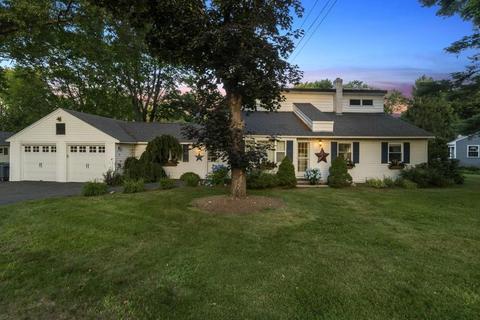 3 Charlesgate Rd, Walpole, MA 02081 photo 1