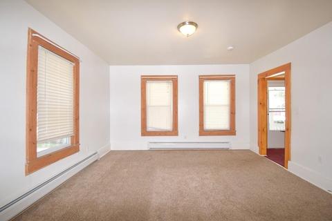 65 Washburn St, Springfield, MA 01107 photo 11