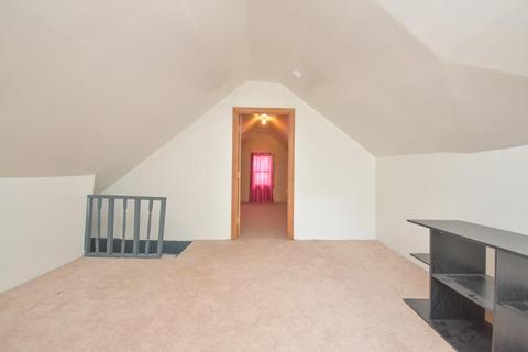 65 Washburn St, Springfield, MA 01107 photo 22