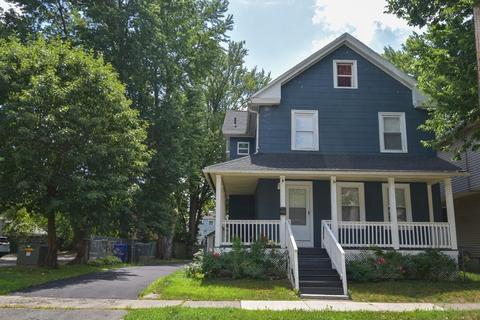 65 Washburn St, Springfield, MA 01107 photo 1