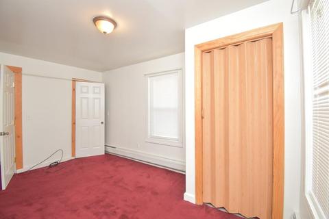 65 Washburn St, Springfield, MA 01107 photo 18