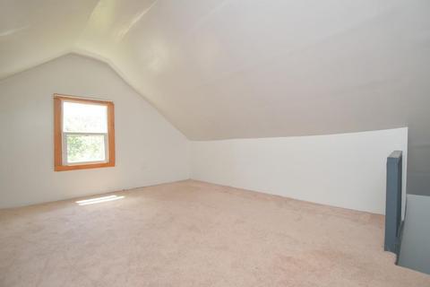 65 Washburn St, Springfield, MA 01107 photo 21