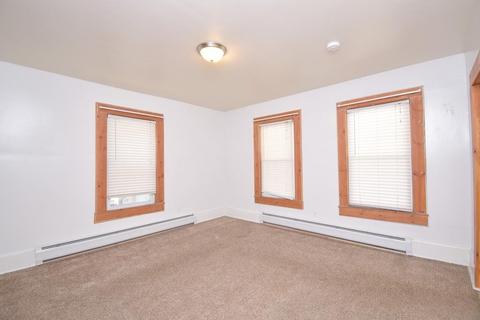 65 Washburn St, Springfield, MA 01107 photo 12