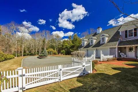 5 Pine Tree Dr, Buzzards Bay, MA 02532 photo 2