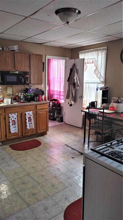 17 Camp St, Worcester, MA 01603 photo 2