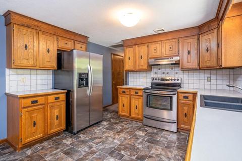 35 Westview Ter, Easthampton, MA 01027 photo 5