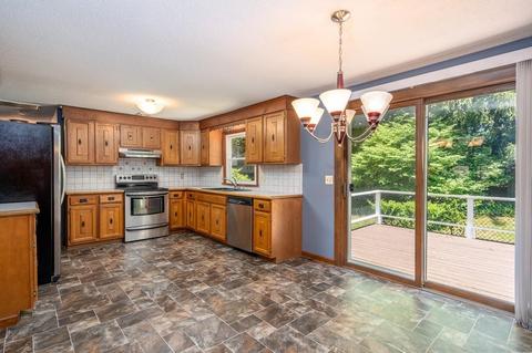 35 Westview Ter, Easthampton, MA 01027 photo 3