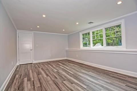 32 Oak Hill Rd, Needham, MA 02492 photo 29
