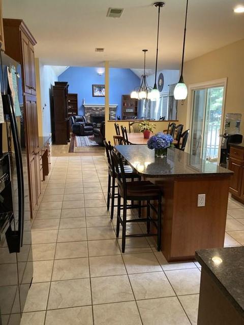 31 Frontier Dr, Walpole, MA 02081 photo 3