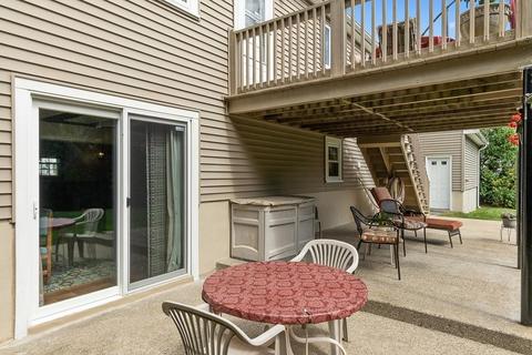 15 Eastern Ave, Stoneham, MA 02180 photo 3
