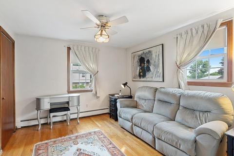 15 Eastern Ave, Stoneham, MA 02180 photo 20