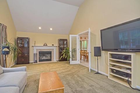 95 Maple St, Stow, MA 01775 photo 7