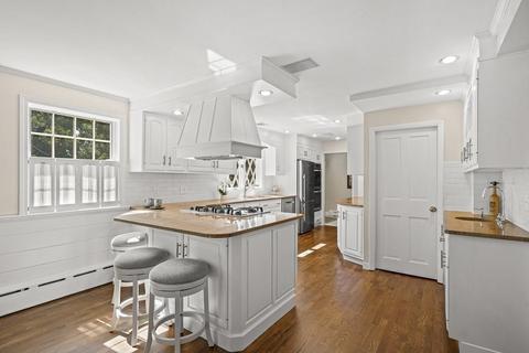 115 Dascomb Rd, Andover, MA 01810 photo 10