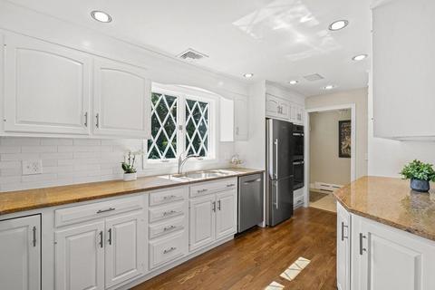 115 Dascomb Rd, Andover, MA 01810 photo 11