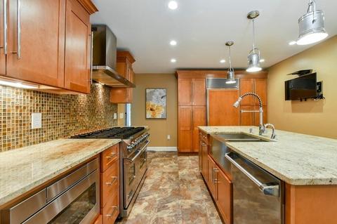 44 Barbara Ln, Milton, MA 02186 photo 10