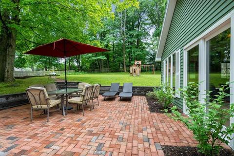 20 Norfolk St, Needham, MA 02492 photo 28