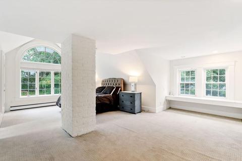 20 Norfolk St, Needham, MA 02492 photo 16