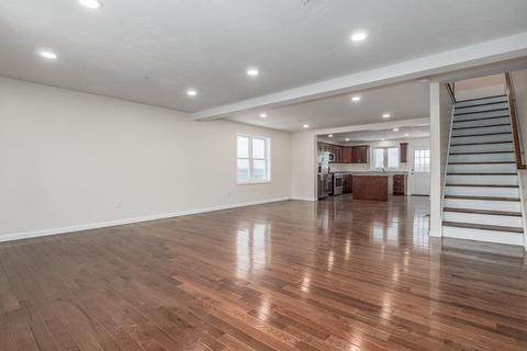 15 Ridge St, Worcester, MA 01604 photo 13