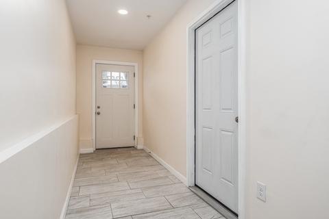 15 Ridge St, Worcester, MA 01604 photo 3