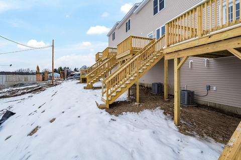15 Ridge St, Worcester, MA 01604 photo 28