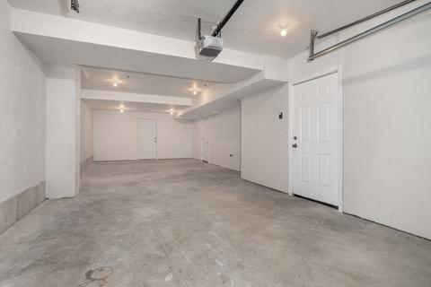 11 Ridge St, Worcester, MA 01604 photo 24