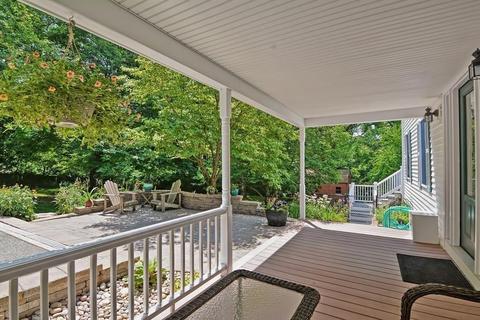 1 Taft Ave, Mendon, MA 01756 photo 6