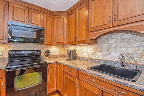 1 Taft Ave, Mendon, MA 01756 photo 21