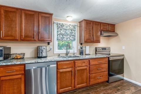 28 Driscoll Ave, Maynard, MA 01754 photo 8