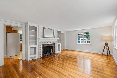 1 Franklin Ter, Reading, MA 01867 photo 6