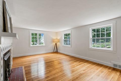 1 Franklin Ter, Reading, MA 01867 photo 7