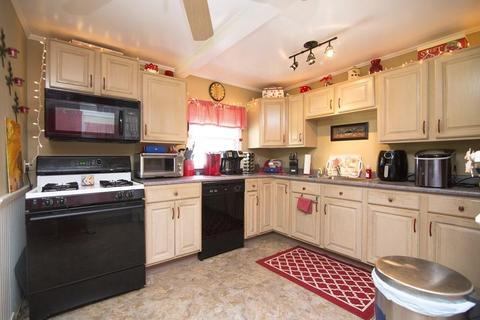 6 Oak St, Gloucester, MA 01930 photo 11