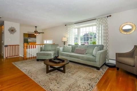 111 Capper Dr, Canton, MA 02021 photo 3