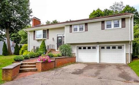 111 Capper Dr, Canton, MA 02021 photo 1