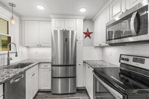 44 Joclyn Ave, Framingham, MA 01701 photo 11