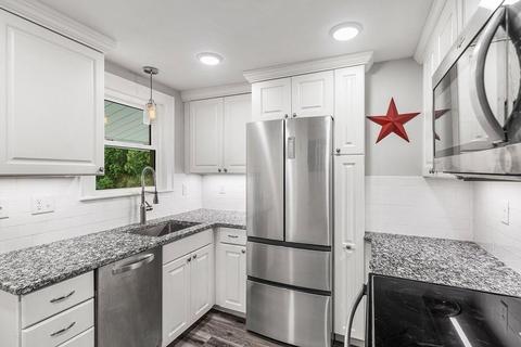44 Joclyn Ave, Framingham, MA 01701 photo 13